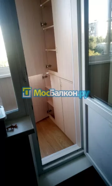 Шкаф на балкон купить в Одинцово на заказ недорого от МосБалкон