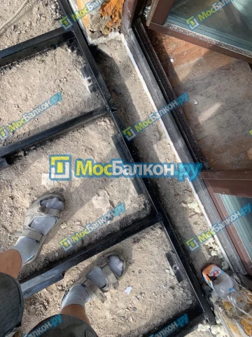 Остекление балконов с выносом заказать в Москве лучшая цена в МосБалкон