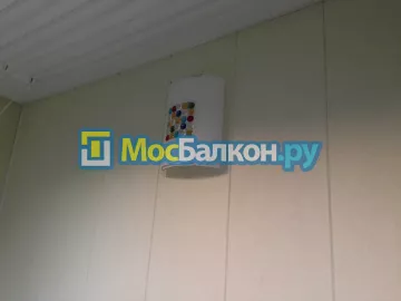 Отделка балкона и лоджии пластиковыми ПВХ панелями в Одинцово от компании МосБалкон