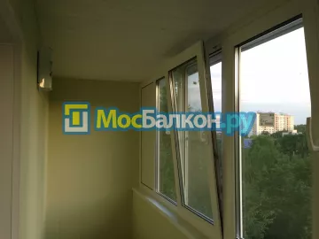 Отделка балкона и лоджии пластиковыми ПВХ панелями в Одинцово от компании МосБалкон