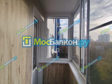 Отделка балкона и лоджии пластиковыми ПВХ панелями в Одинцово от компании МосБалкон