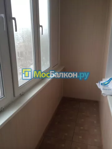 Отделка балкона и лоджии пластиковыми ПВХ панелями в Одинцово от компании МосБалкон