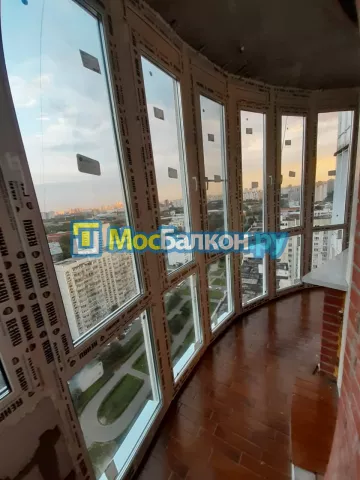 Панорамное остекление заказать под ключ по выгодной цене в Одинцово от компании МосБалкон