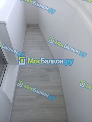 Отделка балкона и лоджии пластиковыми ПВХ панелями в Одинцово от компании МосБалкон