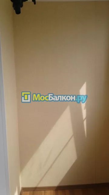 Отделка балкона и лоджии пластиковыми ПВХ панелями в Одинцово от компании МосБалкон