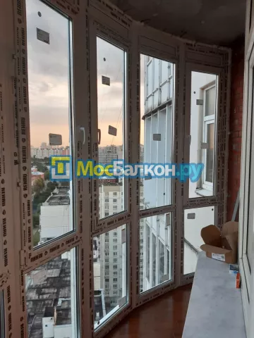 Панорамное остекление заказать под ключ по выгодной цене в Одинцово от компании МосБалкон